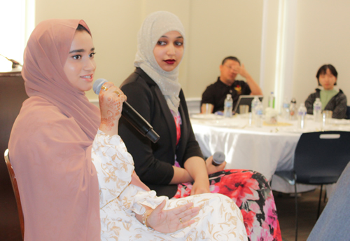 Fawzia Tahsin and Wafa Salah presenting