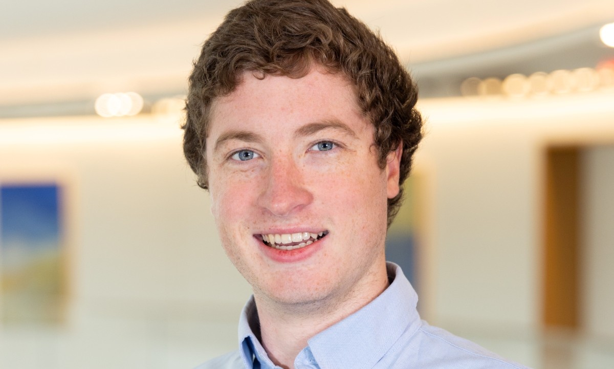 portrait of Luke Thomas