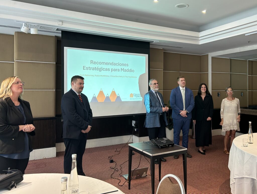 MSMIT students and Stefano Grazioli present recommendations