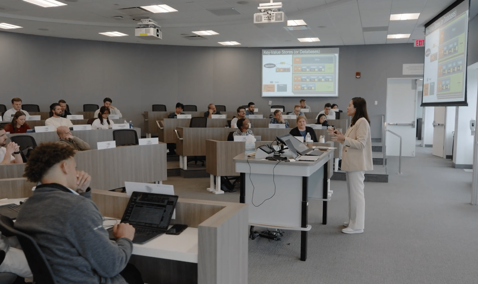 Professor Jingjing Li teaching MSBA students in a classroom