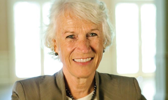 portrait of Karin Bonding